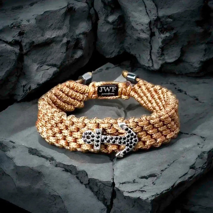 Threaded men anchor bracelet 