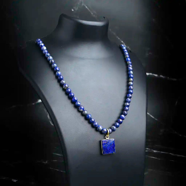 Distinct Approach Lapis Lazuli Agate Necklace